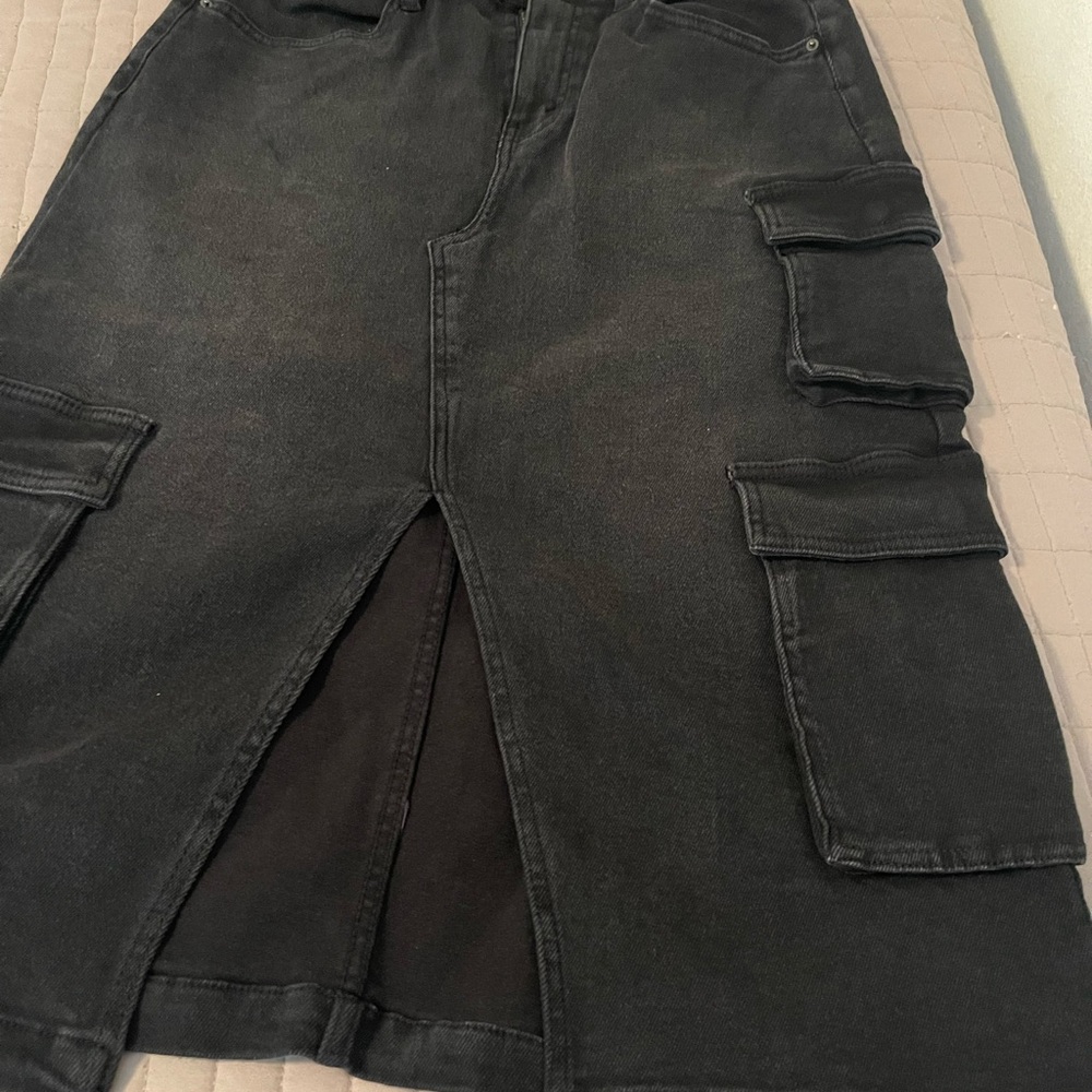 Wild Fable Charcoal Cargo Skirt